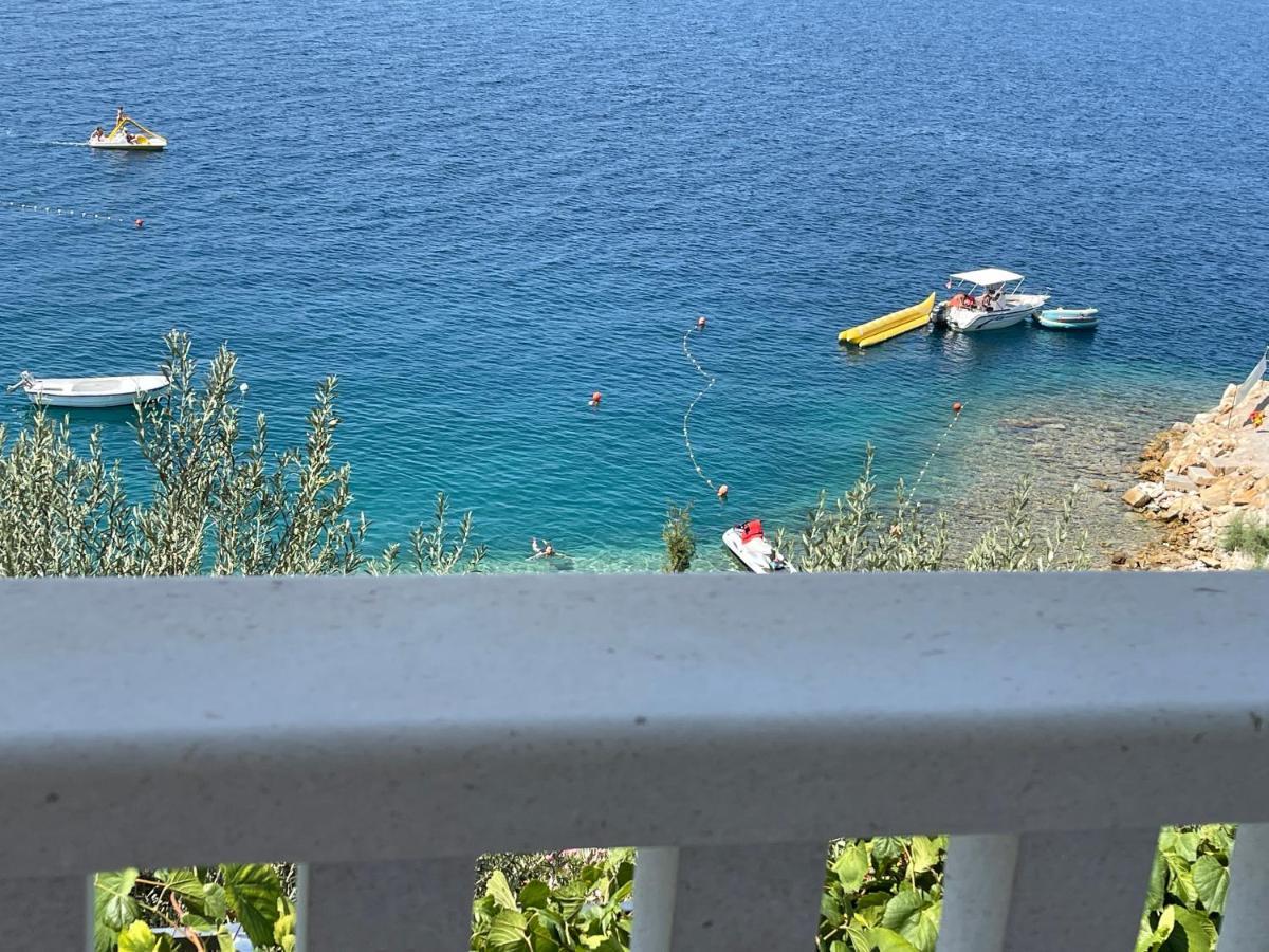 Apartments Lozina On The Beach Omiš Εξωτερικό φωτογραφία