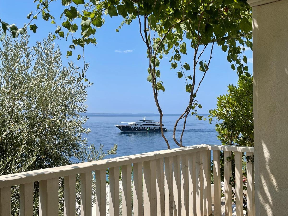 Apartments Lozina On The Beach Omiš Εξωτερικό φωτογραφία