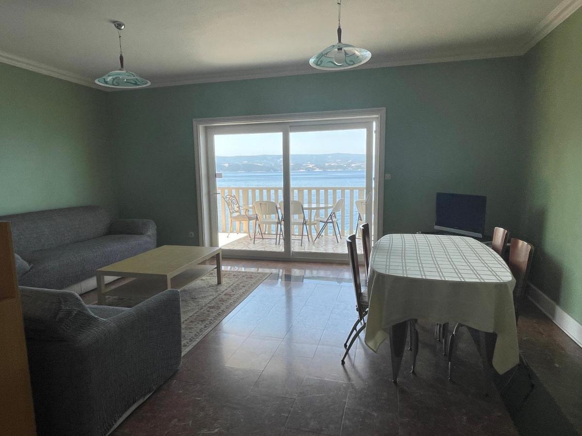 Apartments Lozina On The Beach Omiš Εξωτερικό φωτογραφία