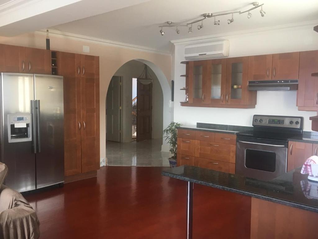 Apartments Lozina On The Beach Omiš Εξωτερικό φωτογραφία