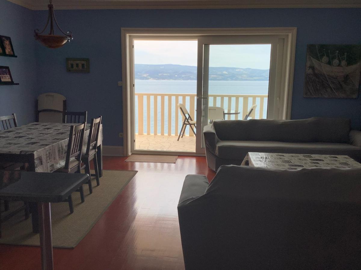Apartments Lozina On The Beach Omiš Εξωτερικό φωτογραφία