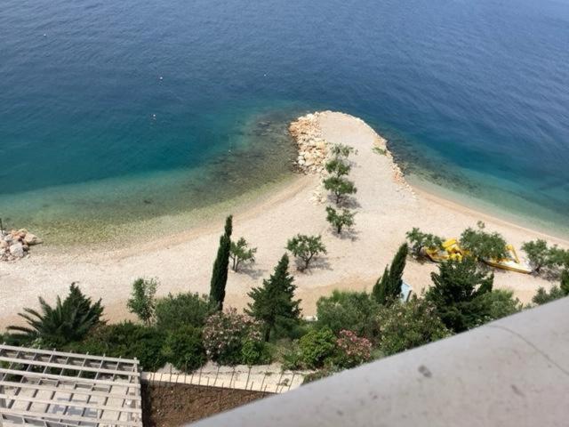 Apartments Lozina On The Beach Omiš Εξωτερικό φωτογραφία