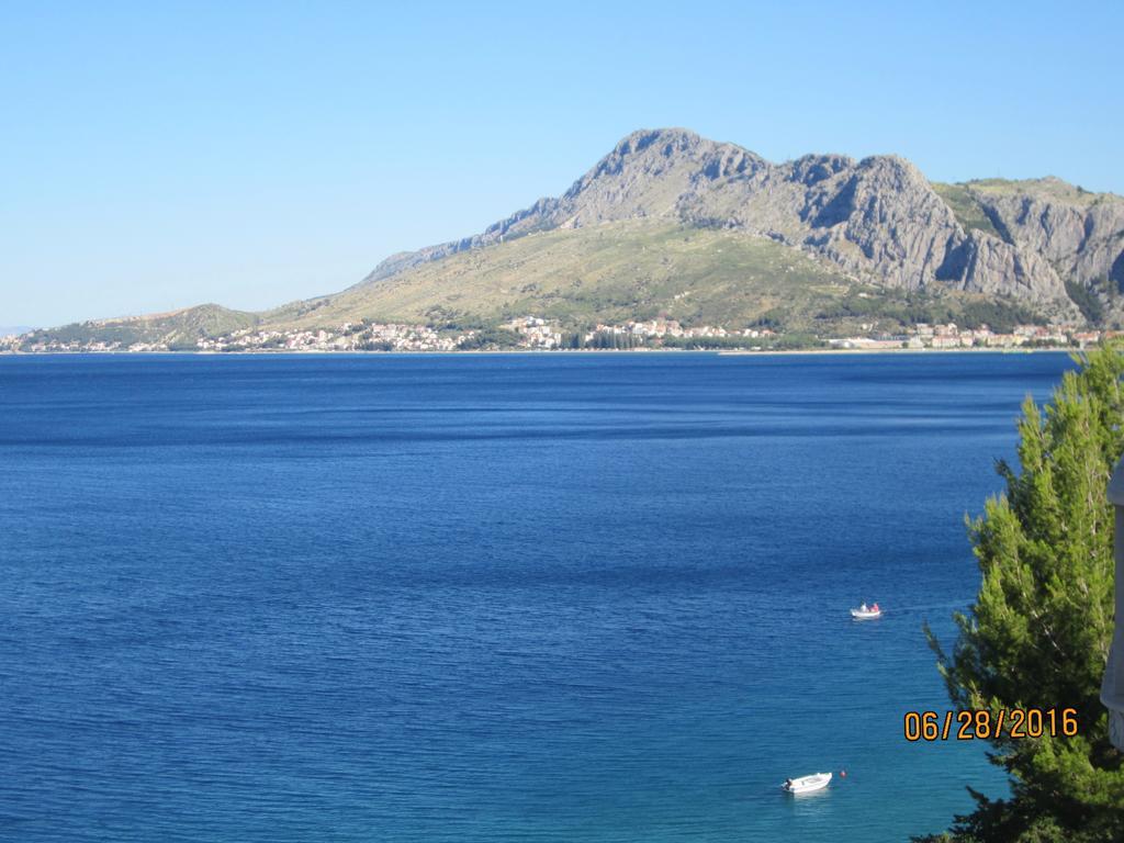 Apartments Lozina On The Beach Omiš Εξωτερικό φωτογραφία